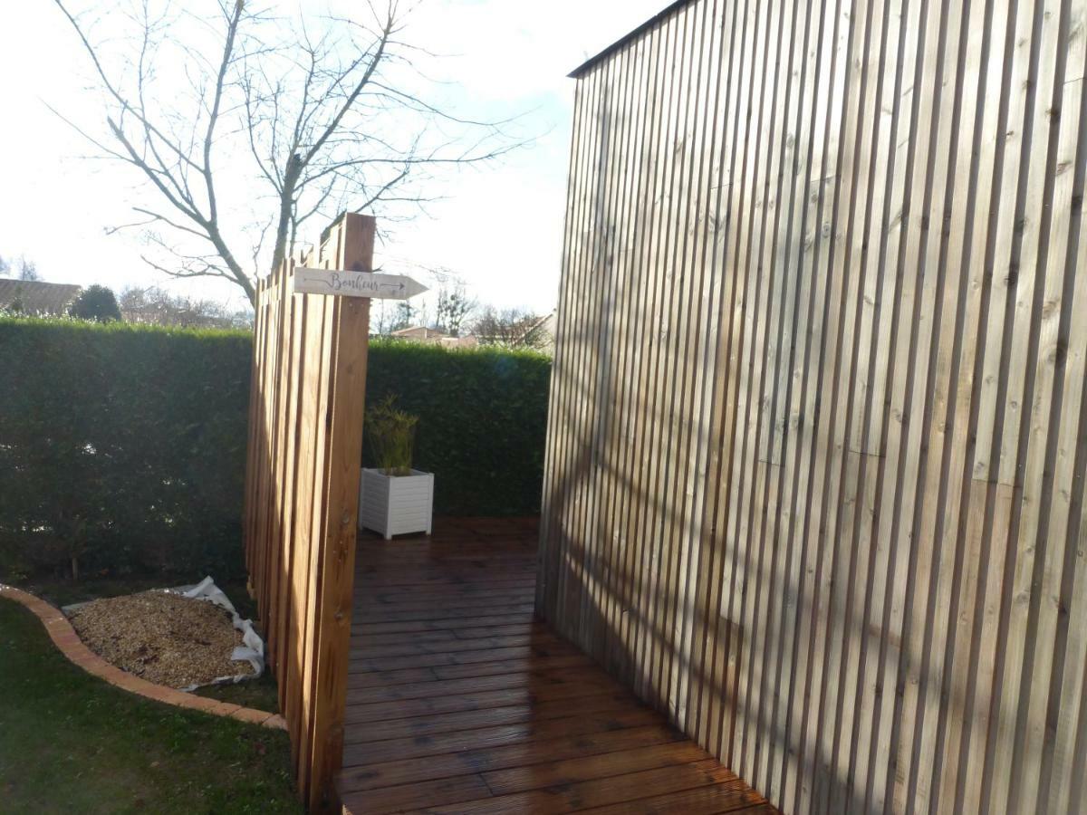 La Cabane Du Bonheur Les Herbiers Exterior foto